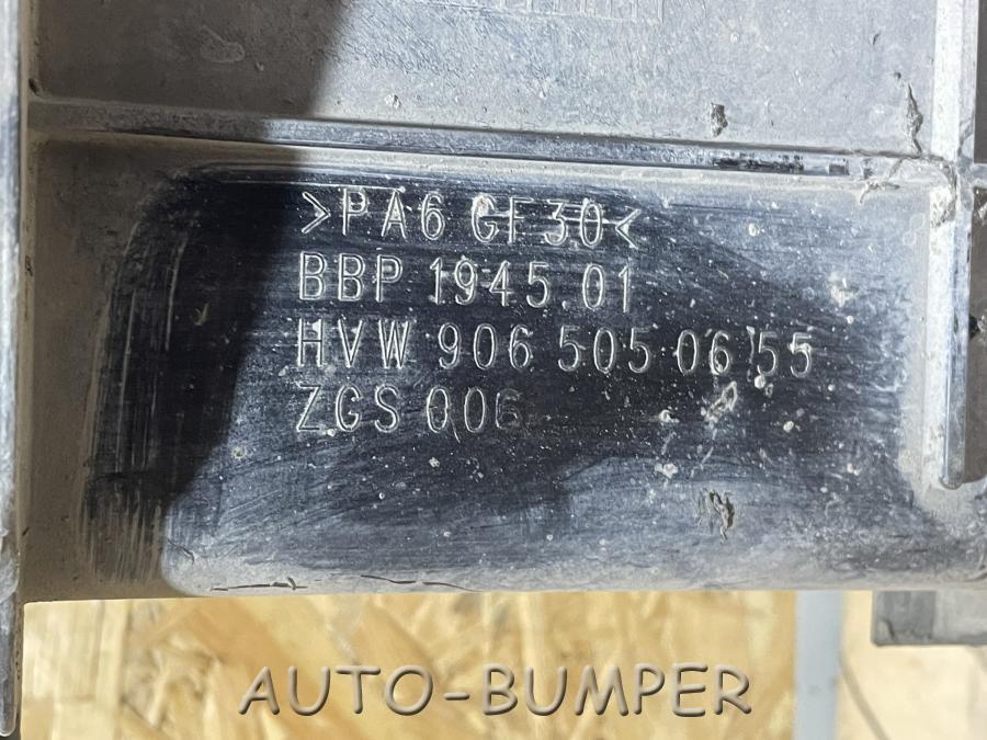Volkswagen Crafter Диффузор вентилятора 9065050655